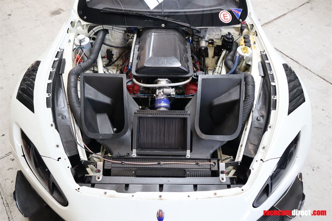 2013-maserati-granturismo-mc-gt3