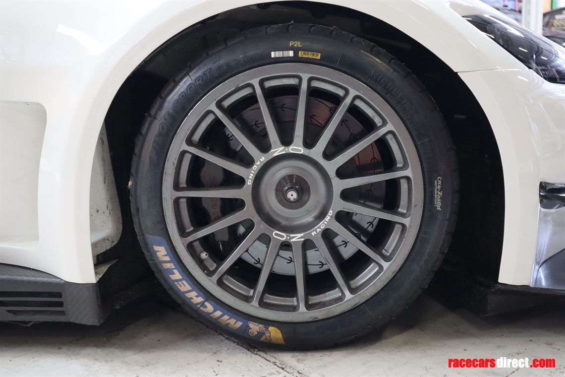 2013-maserati-granturismo-mc-gt3