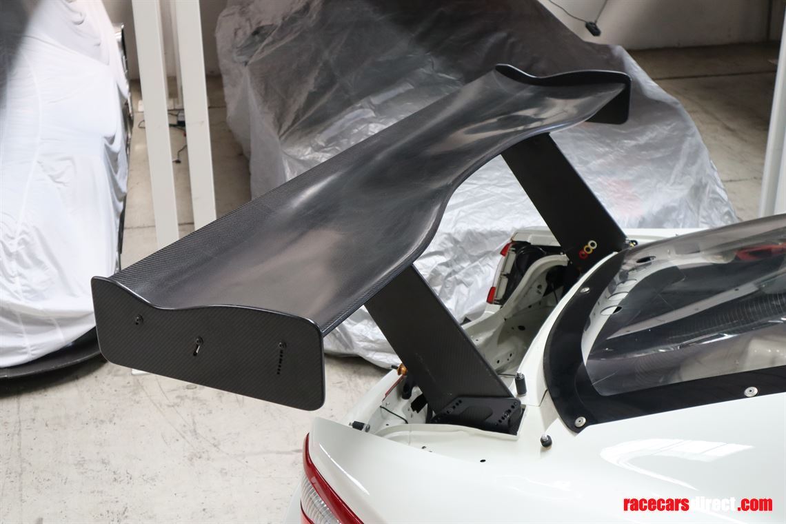 2013-maserati-granturismo-mc-gt3