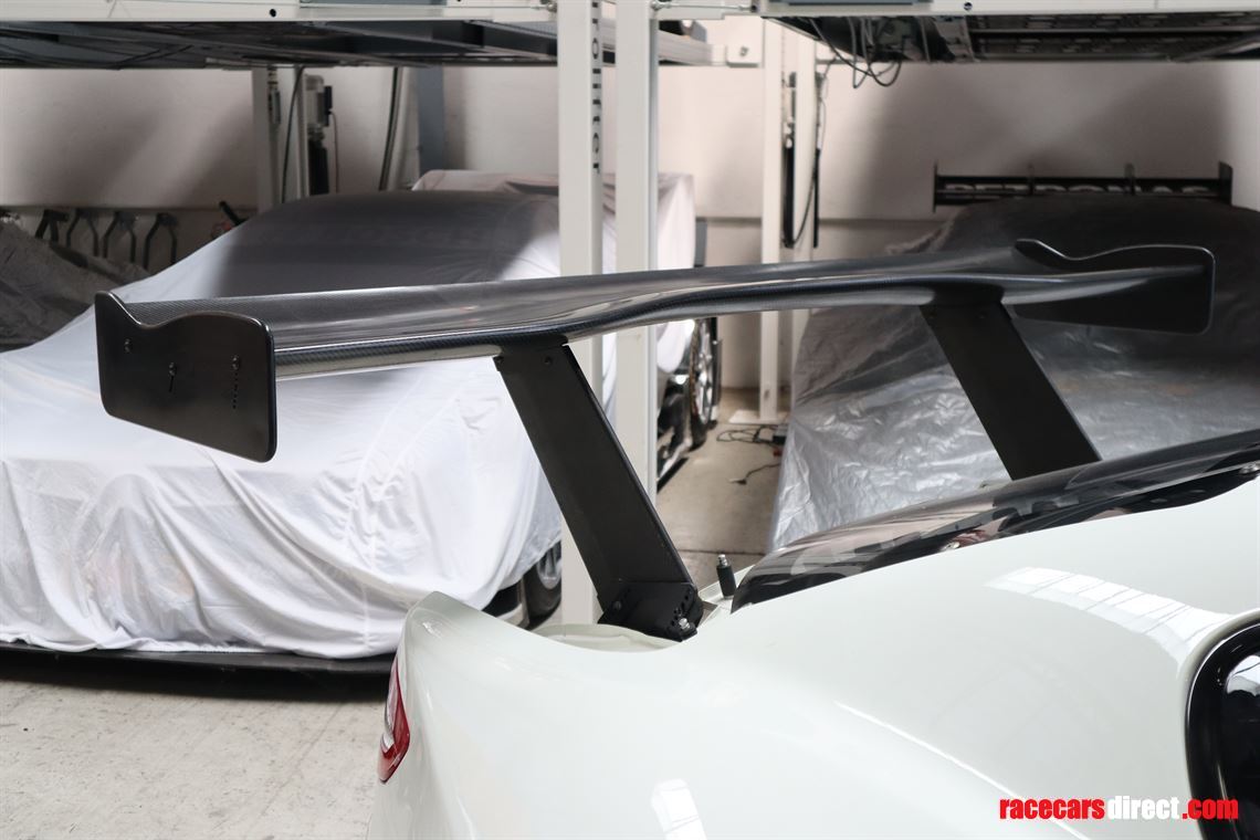 2013-maserati-granturismo-mc-gt3