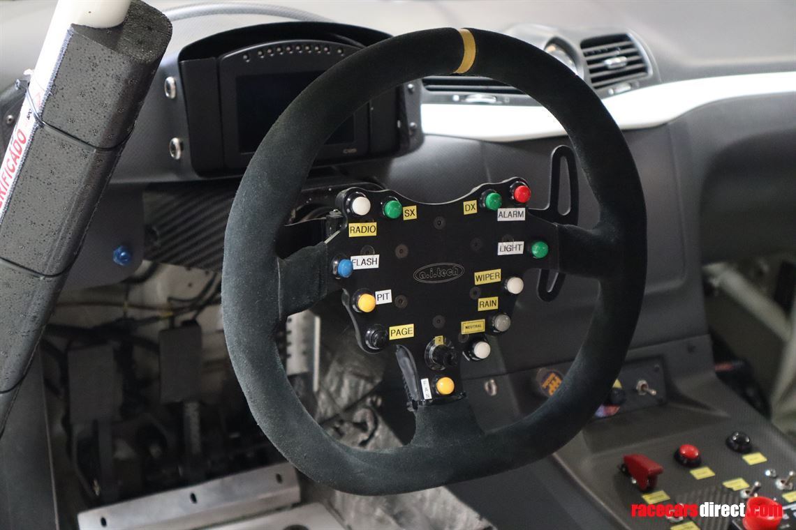 2013-maserati-granturismo-mc-gt3