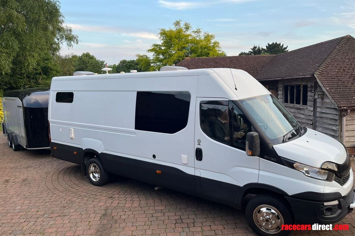 motorhome-race-truck