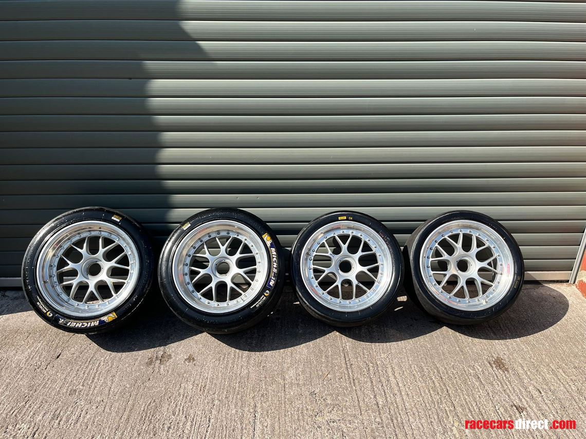 porsche-911-gt3-9772-wheels