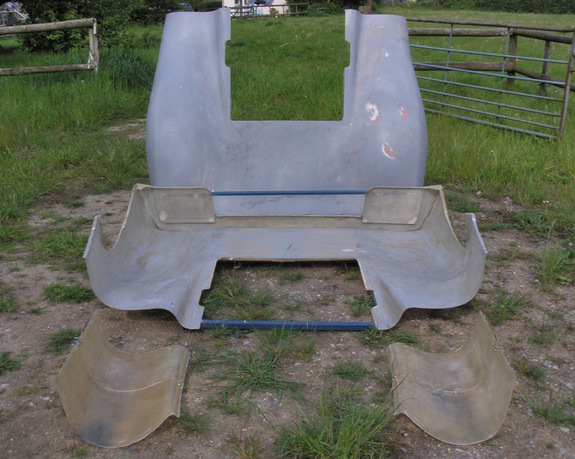 porsche-90802-spyder-rear-bodywork