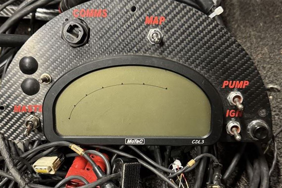 motec-cdl3-adl8-dash-dashboards-displays