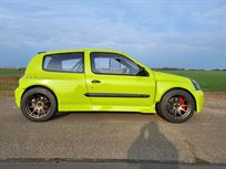 renault-clio-race-car-k20-forged-turbokevlar