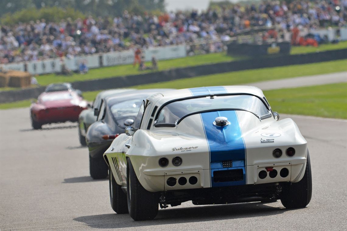 corvette-stingray-1965