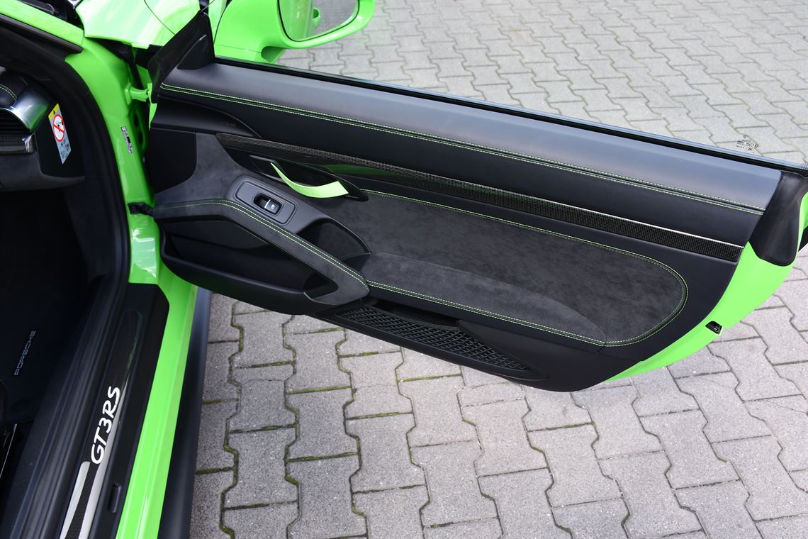 porsche-9912-gt3-rs-weissach