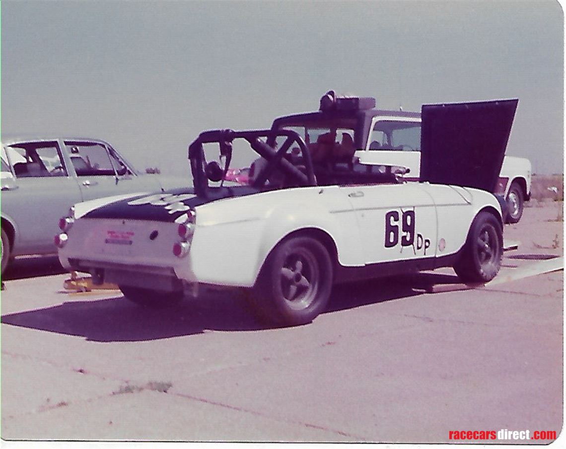 datsun-srl311-2000-roadster