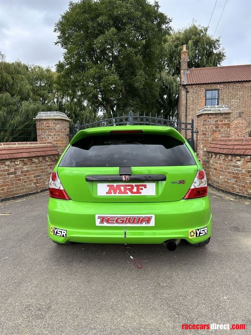 honda-civic-type-r-trophy-car