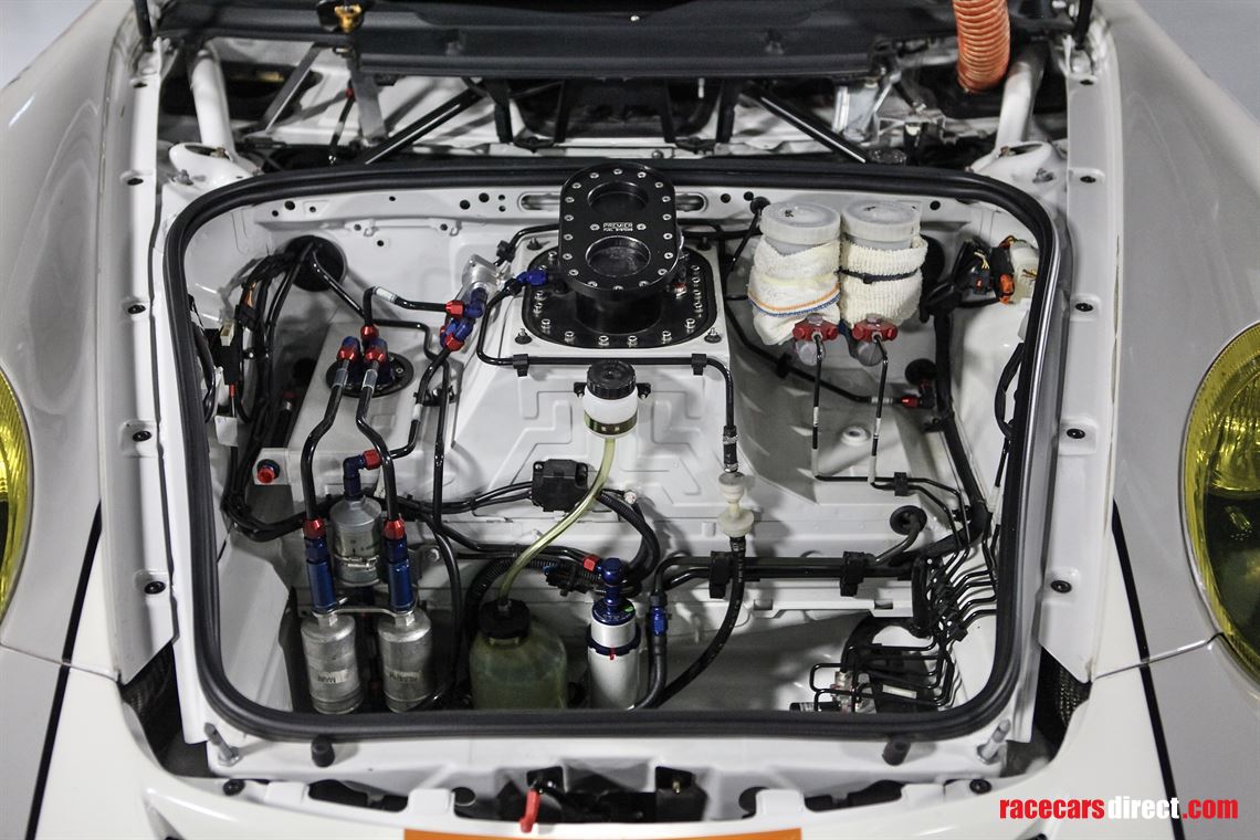 2011-porsche-997-gt3-r