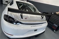 2024-porsche-718-gt4-rs-cs