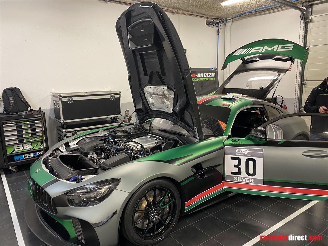 2018-mercedes-benz-amg-gt4