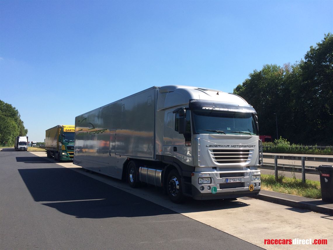 racecar-trailer-for-two-cars-or-more