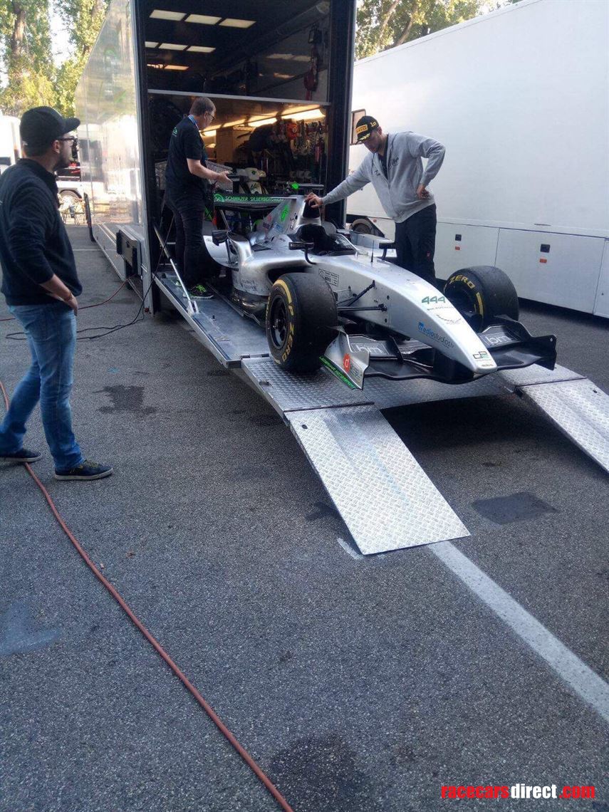 racecar-trailer-for-two-cars-or-more