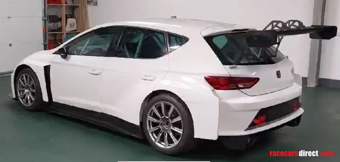 seat-cupra-tcr-2018-sequential-race-car