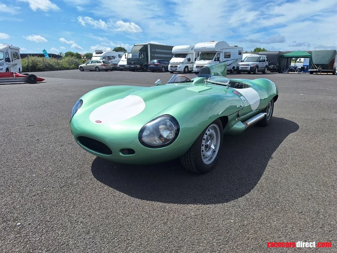 jaguar-d-type-recreation-by-revival-motorspor