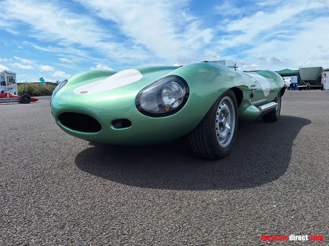 jaguar-d-type-recreation-by-revival-motorspor