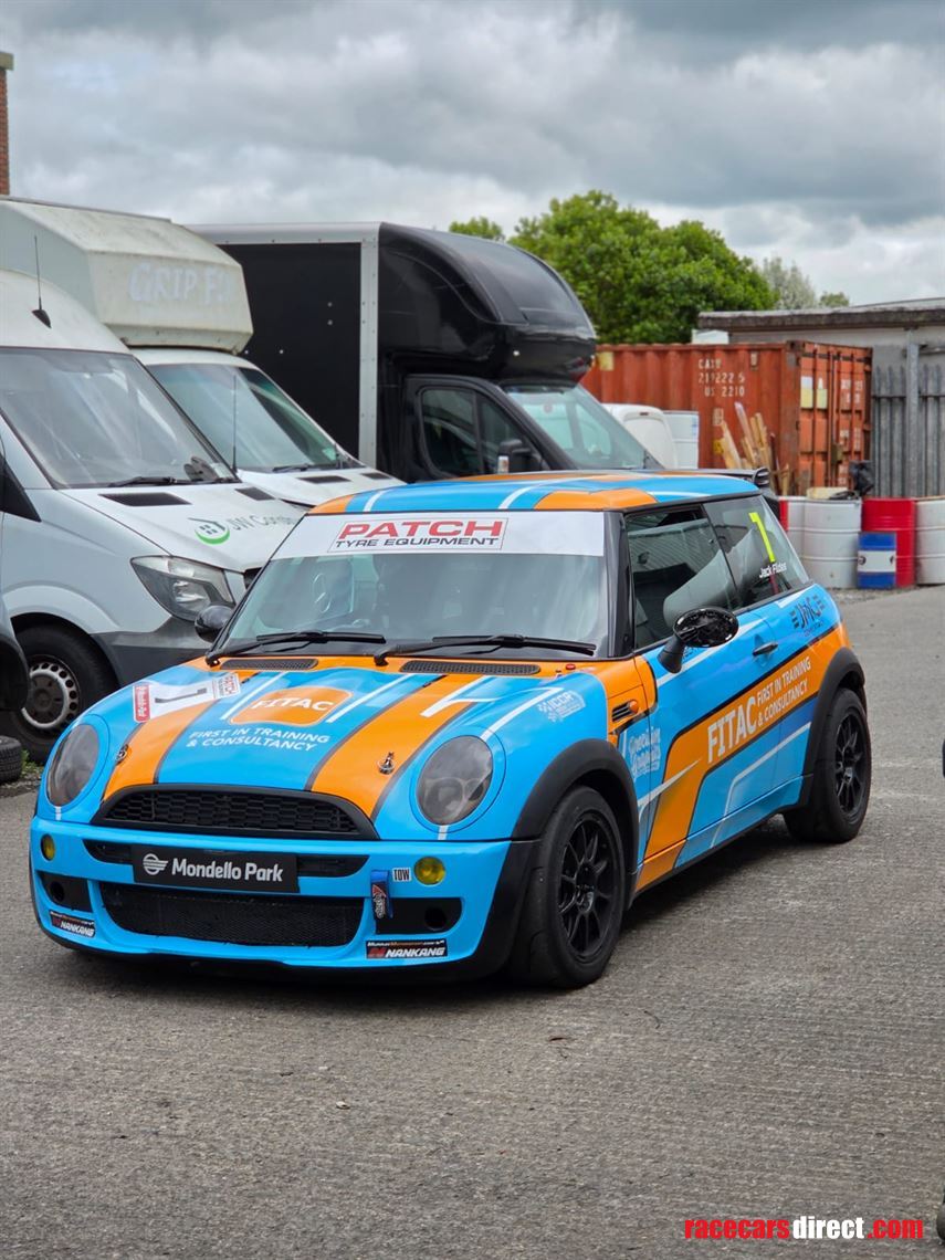 mini-r50-challenge-car