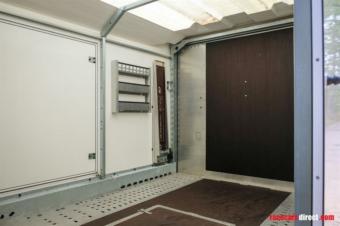 2018-brian-james-rt5-trailer-never-used