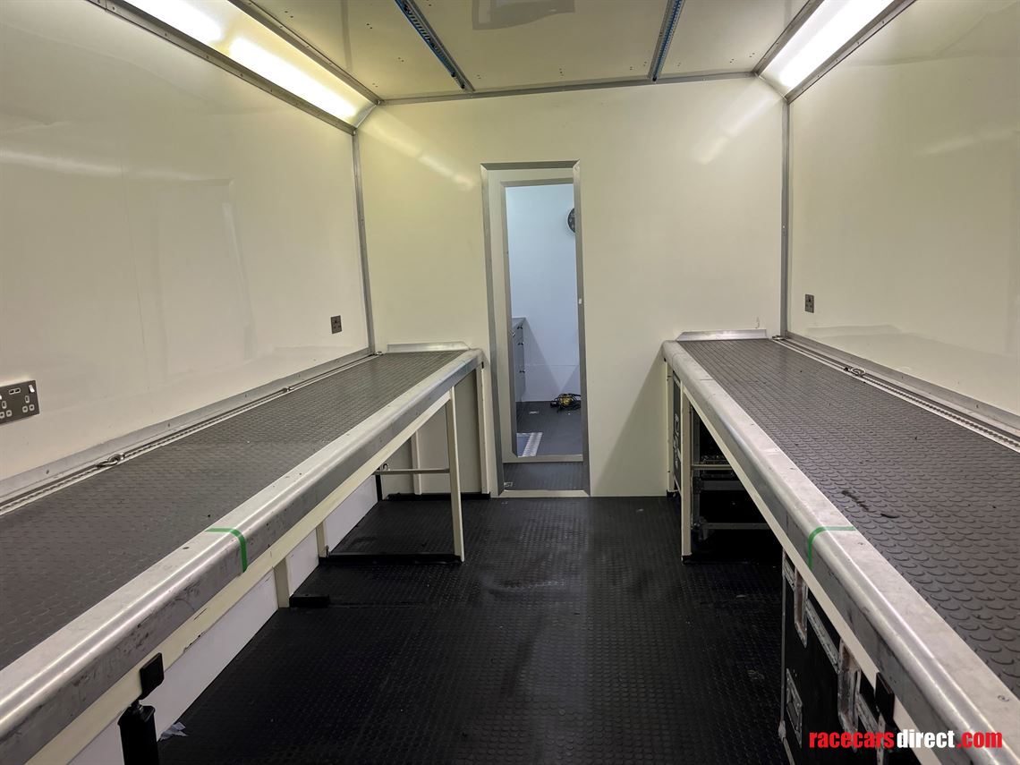 merceded-atego-18t-rigid-race-transporter