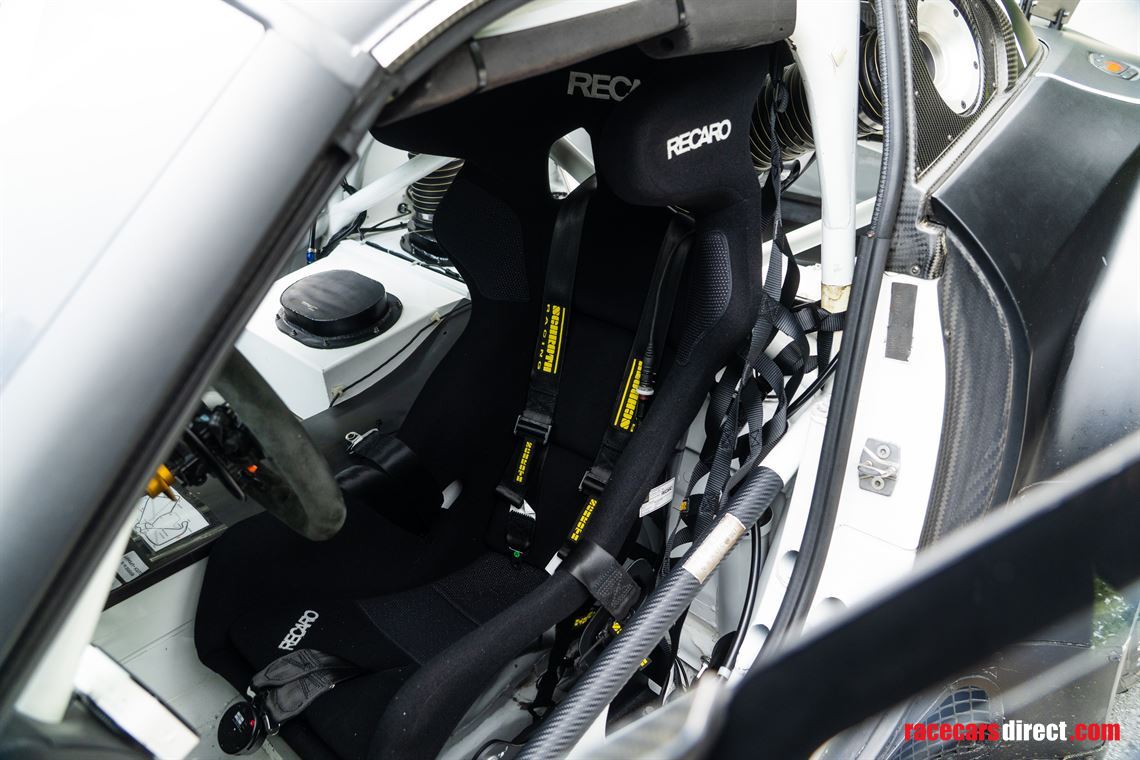 ex-schubert-motorsport-2012-bmw-z4-gt3