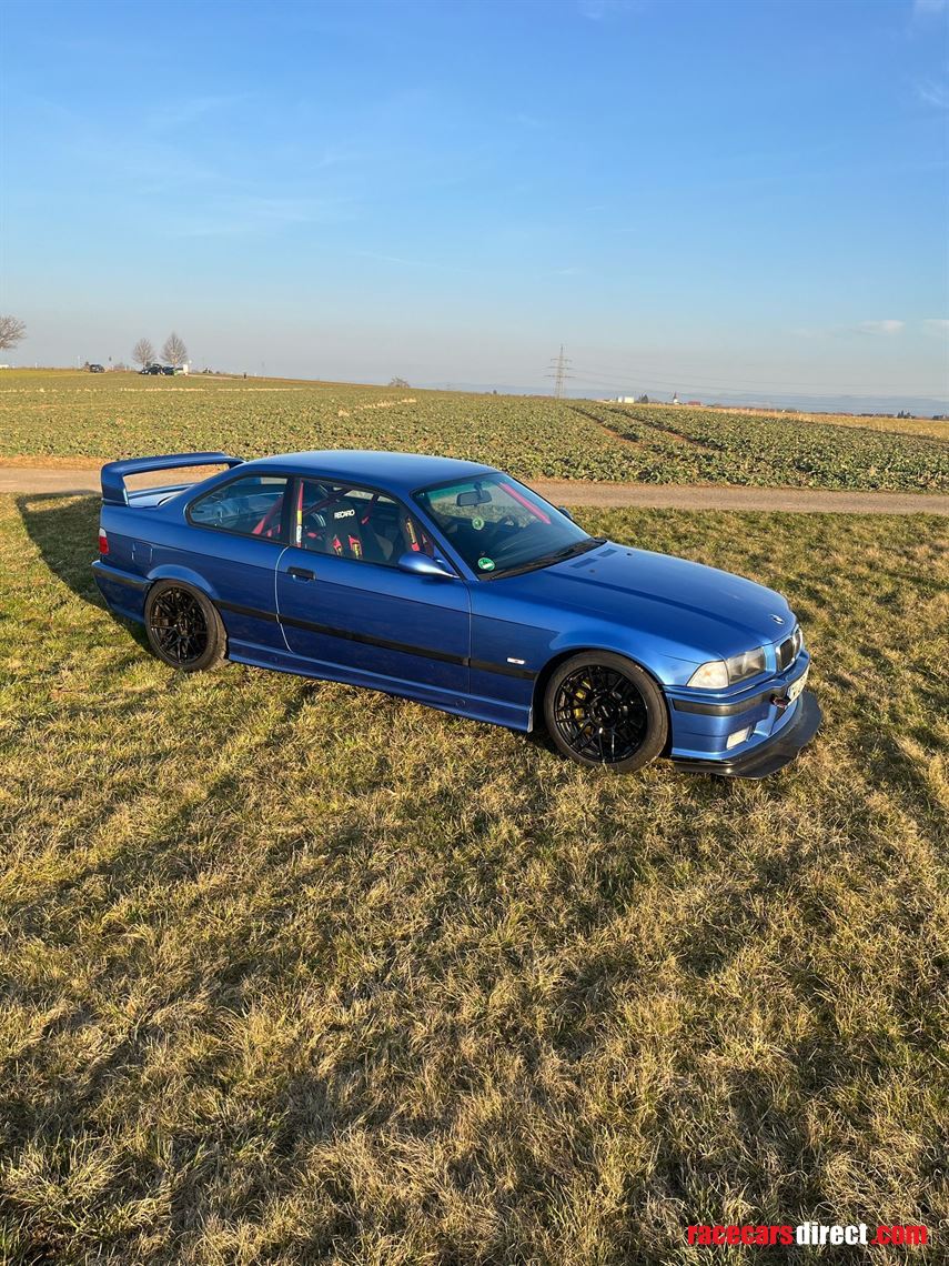 bmw-m3-e36-32l-coupe-s50b32