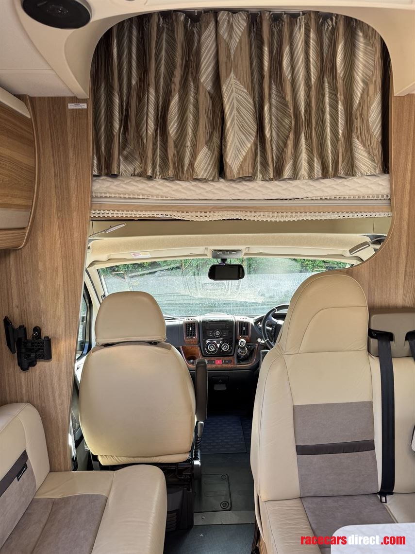 swift-kontiki-649-black-edition-motorhome