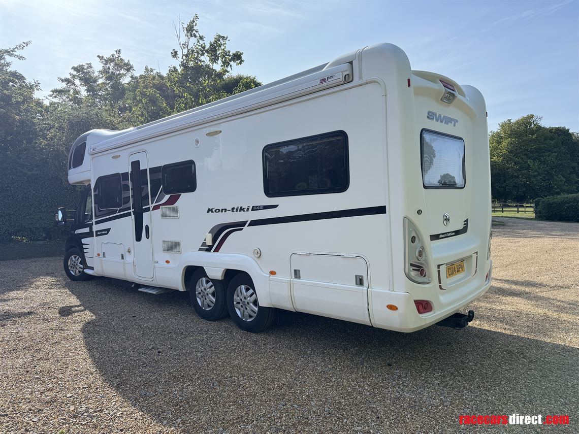 swift-kontiki-649-black-edition-motorhome
