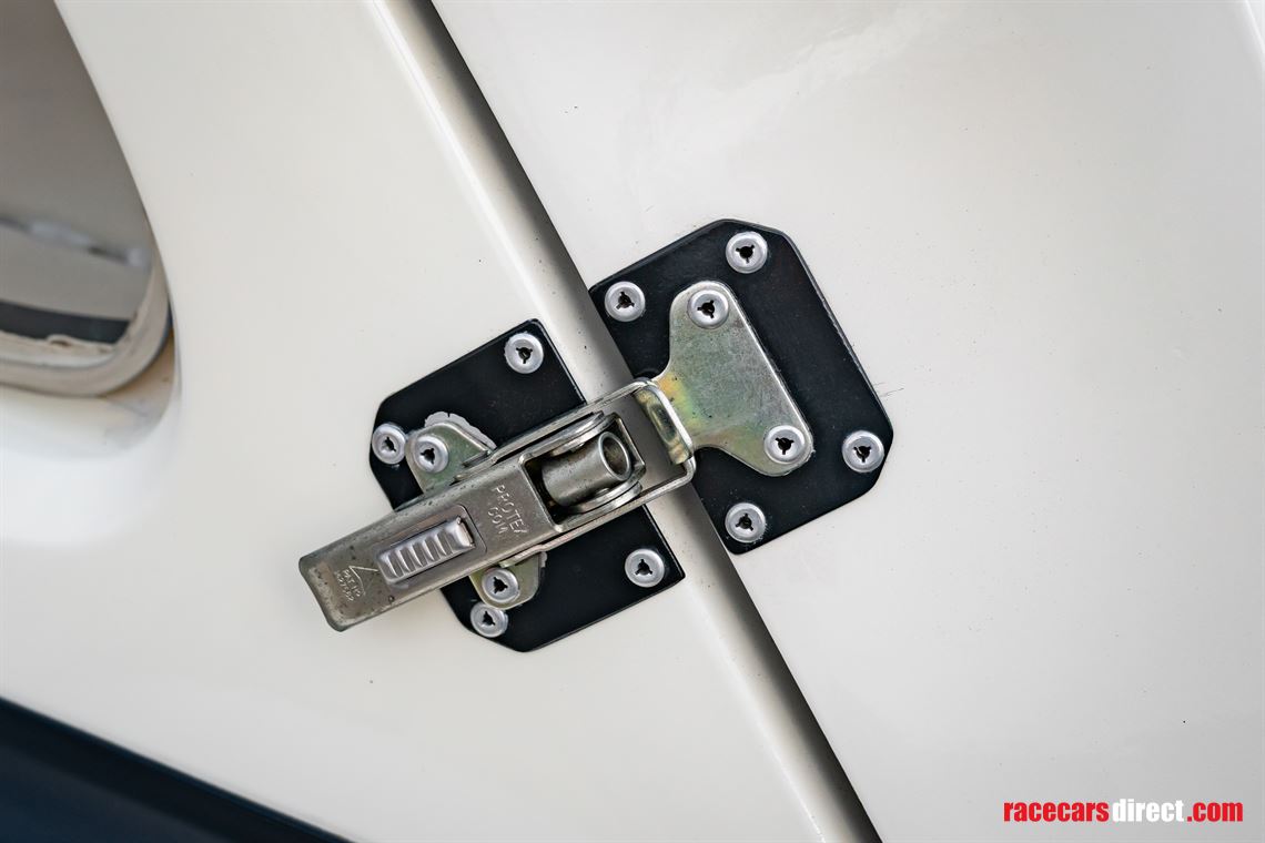 metro-6r4---international-spec