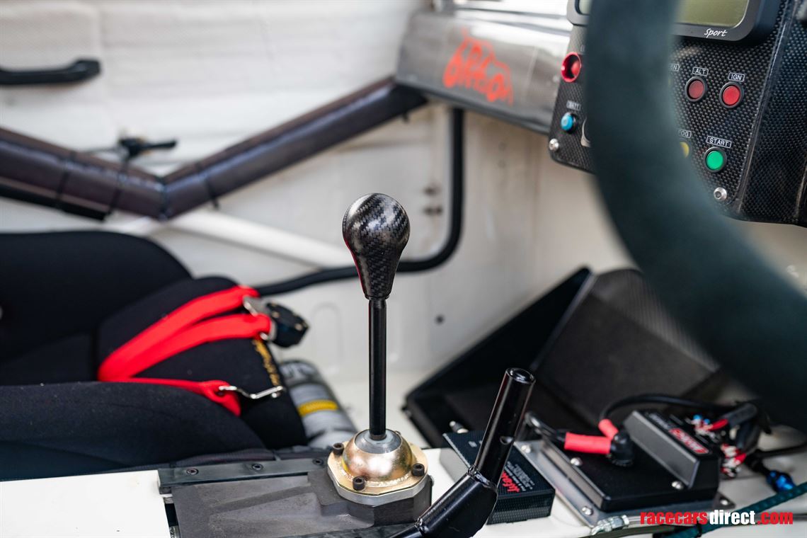 metro-6r4---international-spec