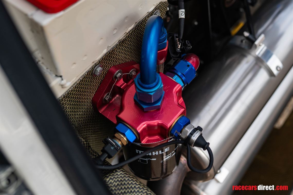 metro-6r4---international-spec