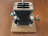 ferrari-daytona-gear-selector-display