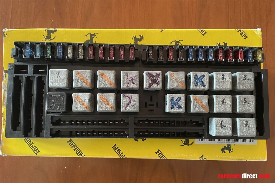 ferrari-f40-fuse-board