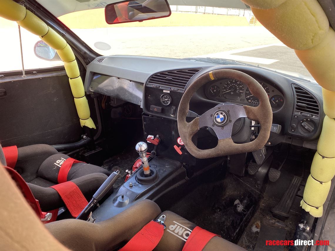 bmw-e36-328-coupe---trackrace-car