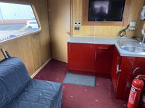 2010-scania-r400-4x2-and-race-trailer-for-sal