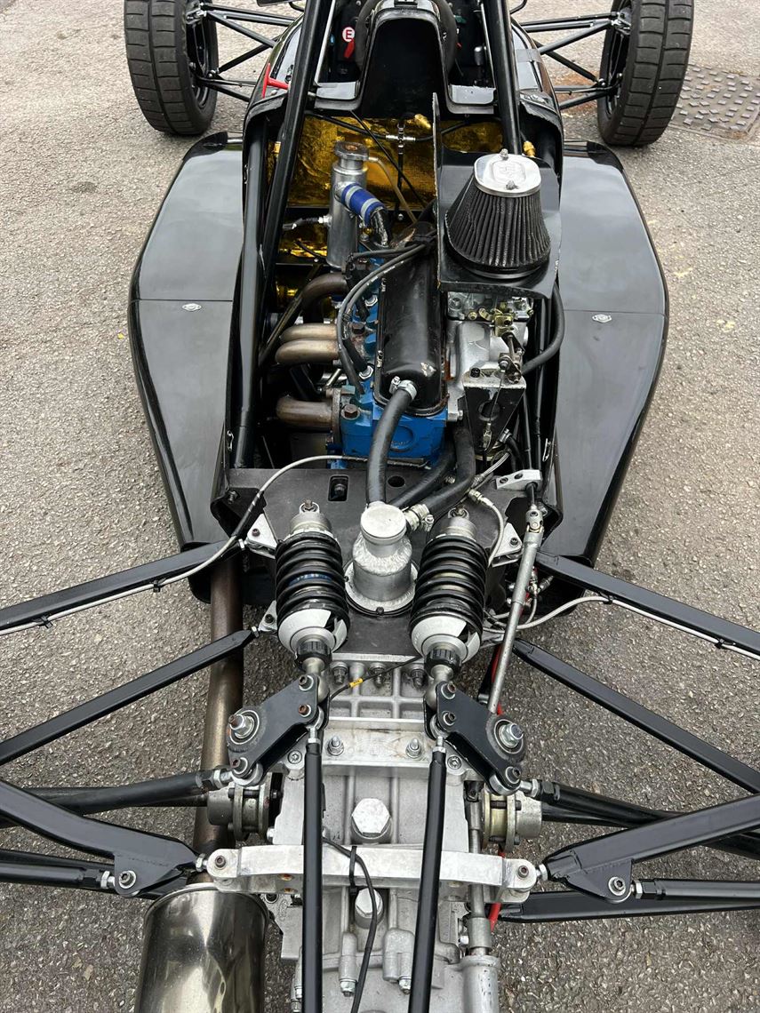 ray-gr14-formula-ford-rolling-chassis