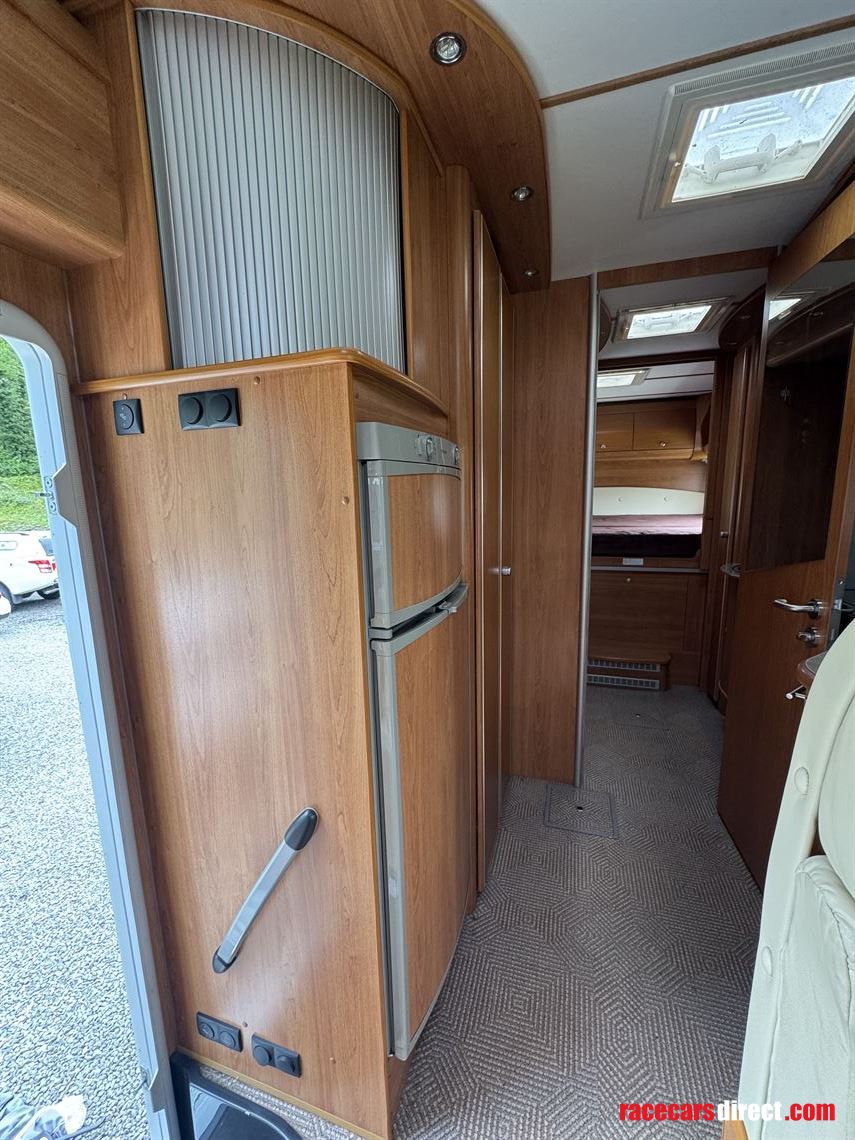 dethleffs-9800-xxl-motorhome