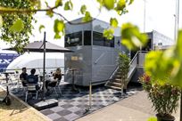 stunning-hospitality-unit