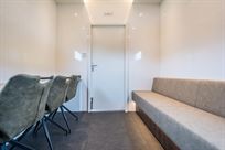 4-cars-semi-trailer-2021-with-office-and-tail