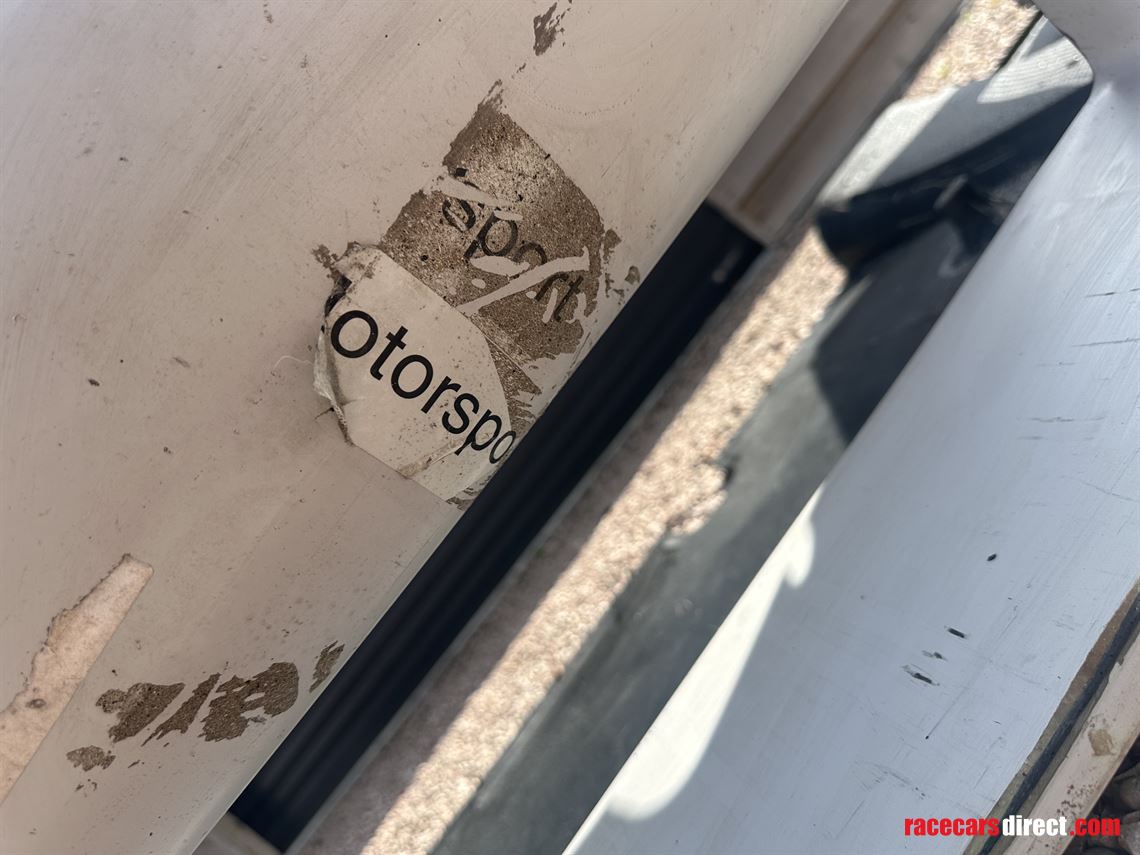 nos-porsche-996-gt3rs-front-bumper-lemans-spe