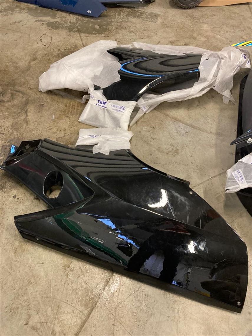 lamborghini-huracan-super-trofeo-2016-low-mil