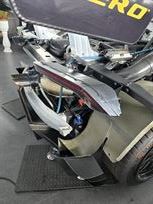 lamborghini-huracan-super-trofeo-2016-low-mil