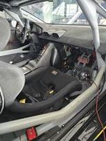 lamborghini-huracan-super-trofeo-2016-low-mil