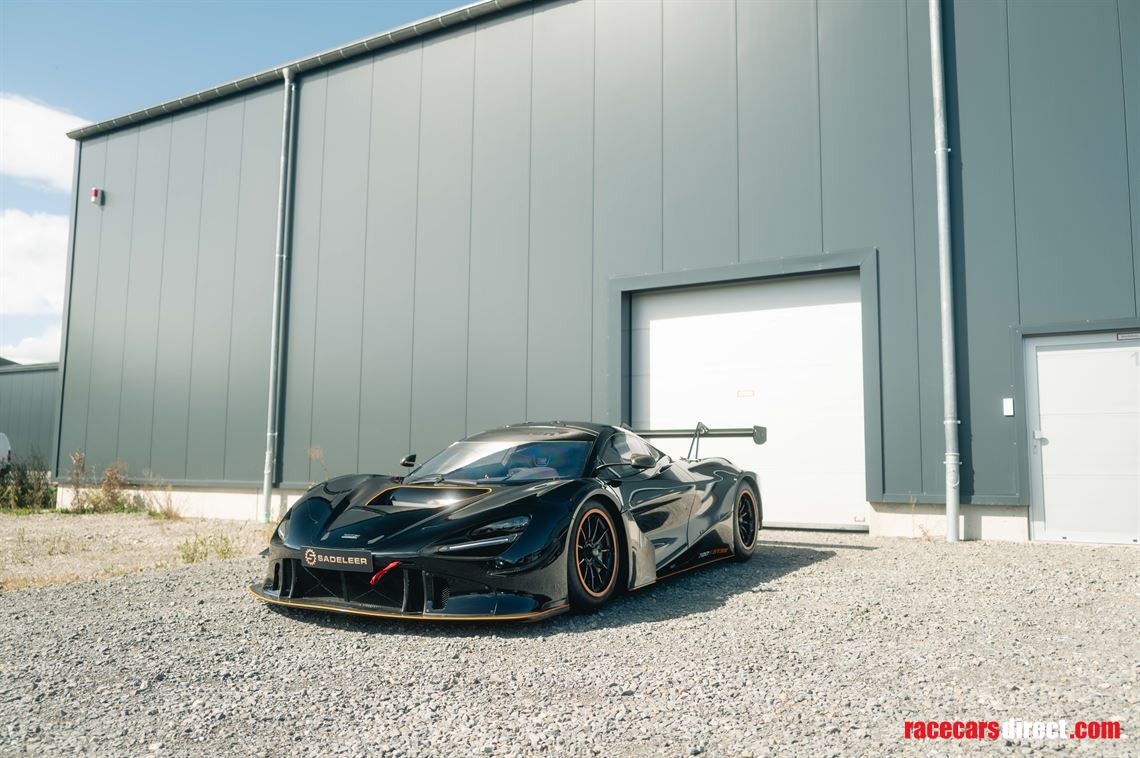 2020-mclaren-720s-gt3x---chassis-1-of-15