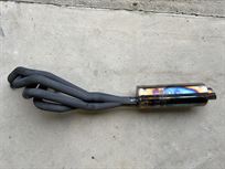 chevron-b8-exhaust-manifold-and-box