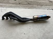 chevron-b8-exhaust-manifold-and-box