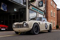 1964-triumph-tr4-race-car