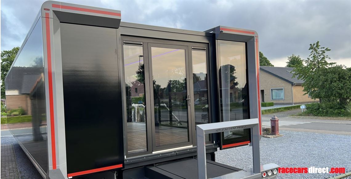 e03-expandable-hospitality-trailer-and-tracto