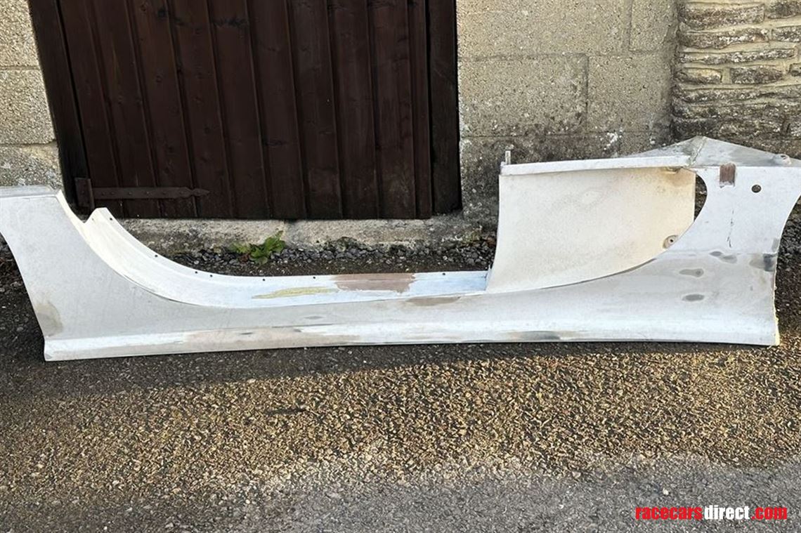 ginetta-g50-right-hand-sill